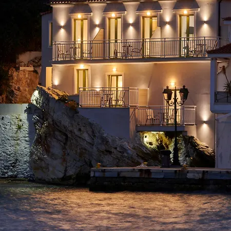 The Water 4*