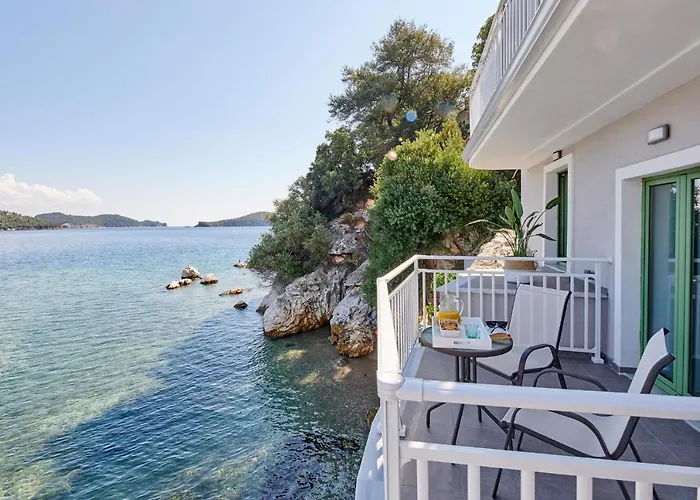 The Water Aparthotel Skiathos Town