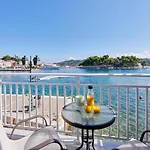 Lägenhetshotell The Water Skiathos stad