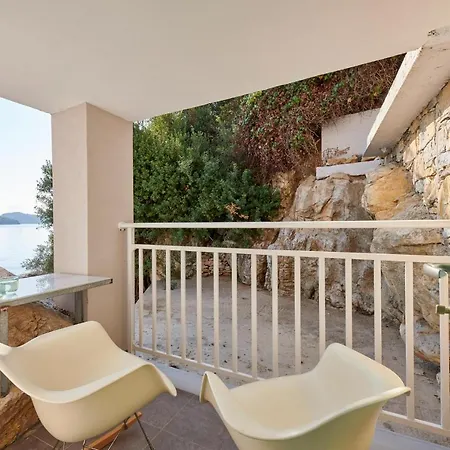 Aparthotel The Water Skiathos Town