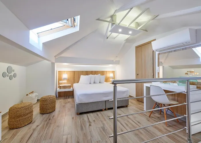 Aparthotel The Water 4*